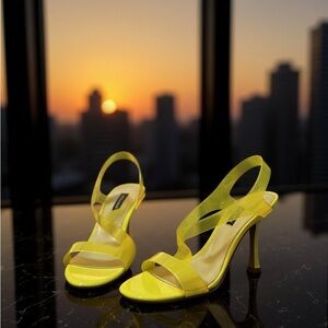 **NWOT** Nine West Yellow Strappy Sandals